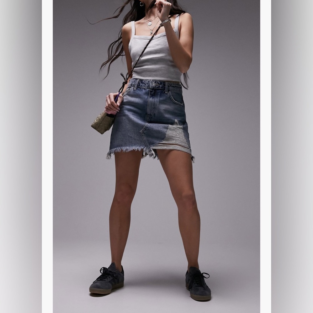 NWOT Topshop Ripped High Waist Fray Hem Denim Skirt